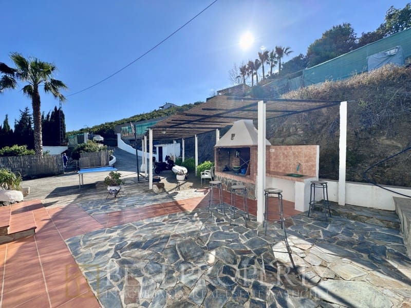 2 chambre Finca/Maison de Campagne à vendre à Frigiliana avec piscine - 365 000 € (Ref: 9818651)