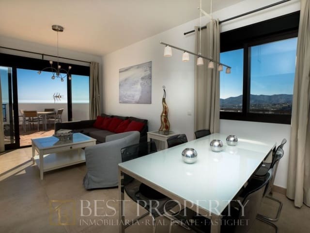 2 quarto Penthouse para venda em Capistrano, Nerja com piscina - 399 000 € (Ref: 9818652)