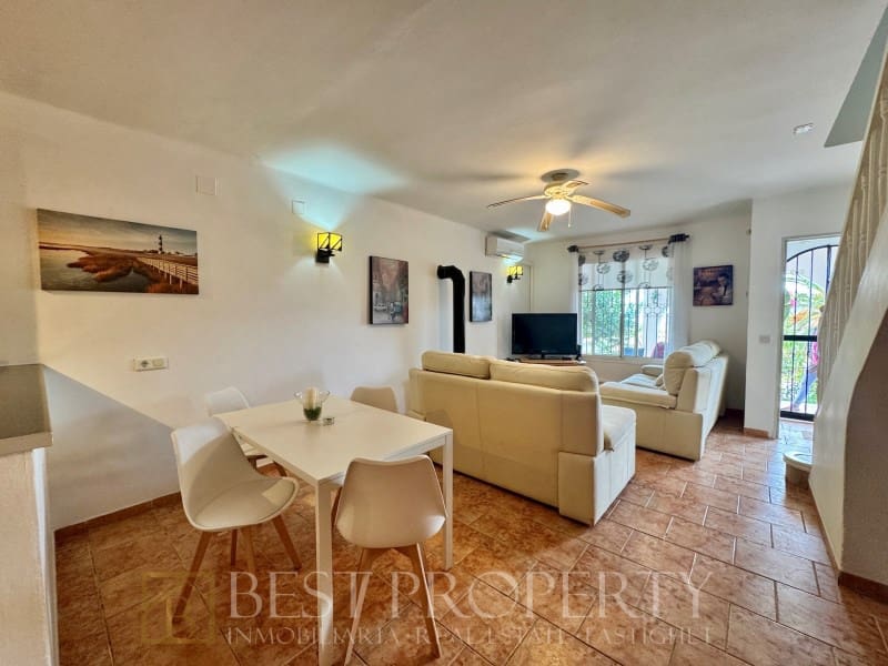 2 bedroom Semi-detached Villa for sale in Nerja with pool - € 285,000 (Ref: 9818653)