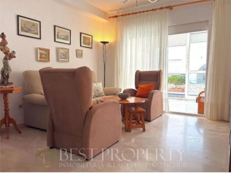 2 bedroom Apartment for sale in Nerja - € 439,000 (Ref: 9818654)