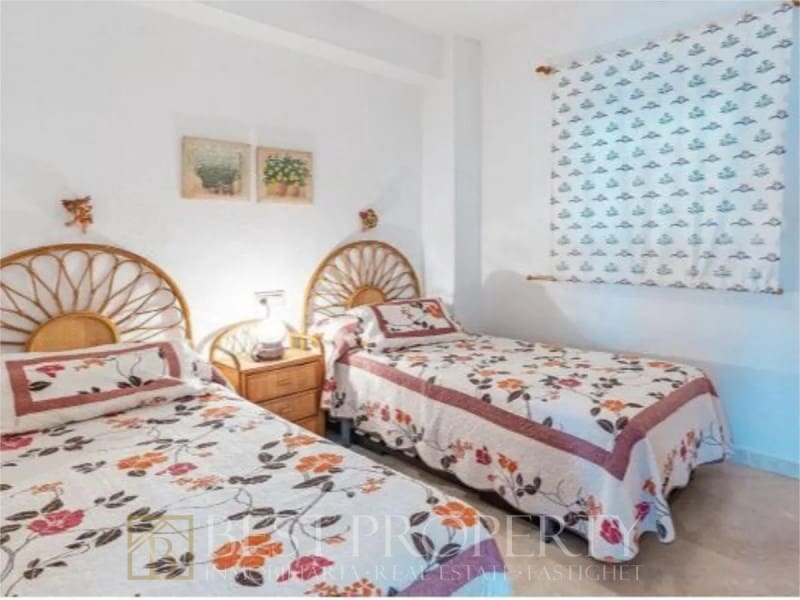 2 bedroom Apartment for sale in Nerja - € 439,000 (Ref: 9818654)