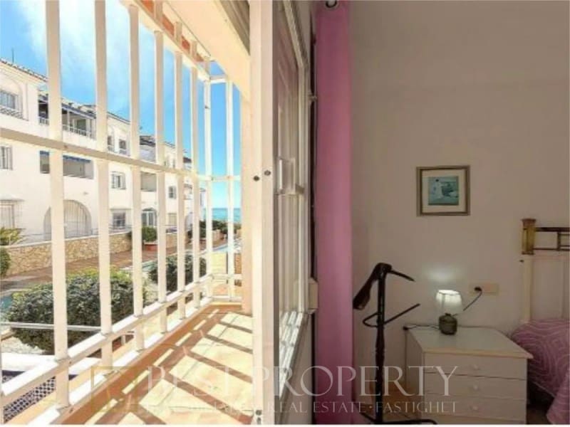 2 bedroom Apartment for sale in Nerja - € 439,000 (Ref: 9818654)