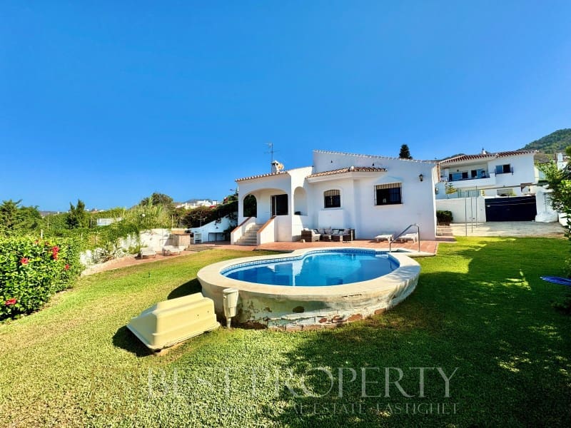 2 camera da letto Villa in vendita in Nerja con piscina garage - 650.000 € (Rif: 9818655)