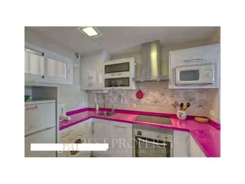 2 bedroom Apartment for sale in Nerja - € 670,000 (Ref: 9818656)