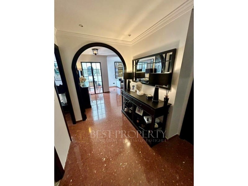 2 bedroom Apartment for sale in Nerja - € 385,000 (Ref: 9818659)