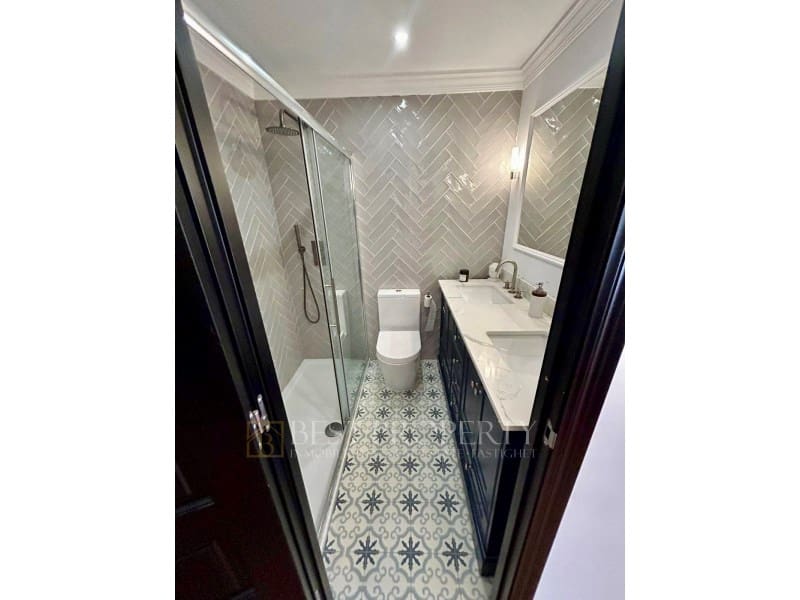 2 bedroom Apartment for sale in Nerja - € 385,000 (Ref: 9818659)
