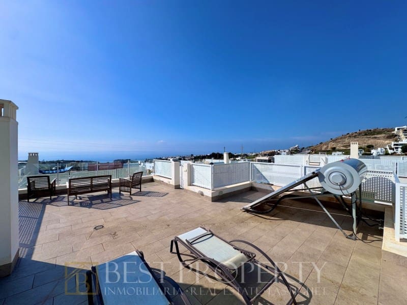 3 sypialnia Willa na sprzedaż w Nerja z garażem - 550 000 € (Ref: 9818660)