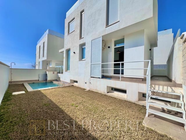 3 sypialnia Willa na sprzedaż w Capistrano, Nerja z garażem - 550 000 € (Ref: 9818660)