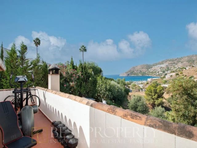 3 chambre Villa/Maison à vendre à La Herradura, Almuñécar avec piscine garage - 499 000 € (Ref: 9818664)