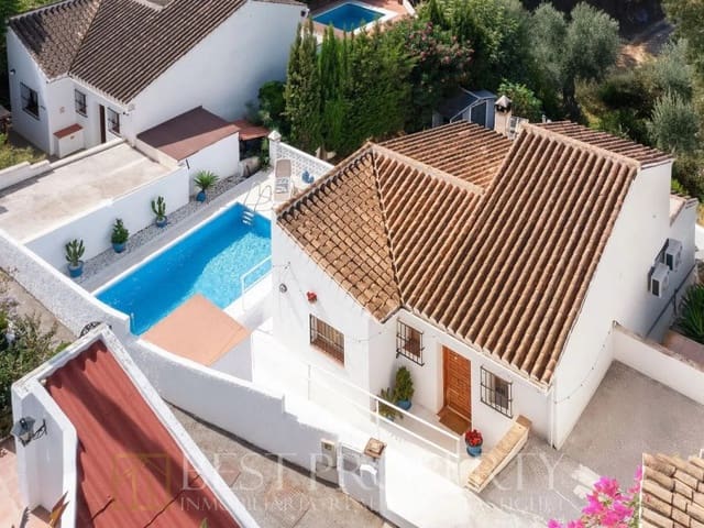 3 chambre Villa/Maison à vendre à La Herradura, Almuñécar avec piscine garage - 499 000 € (Ref: 9818664)