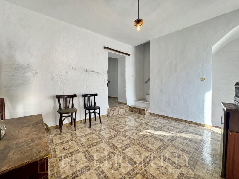 Casa de 5 habitaciones en Frigiliana en venta - 295.000 € (Ref: 9818667)