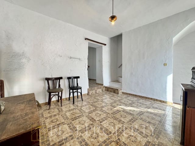 Casa de 5 habitaciones en Frigiliana en venta - 295.000 € (Ref: 9818667)