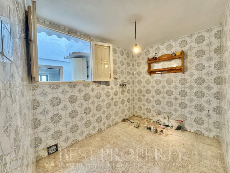 Casa de 5 habitaciones en Frigiliana en venta - 295.000 € (Ref: 9818667)