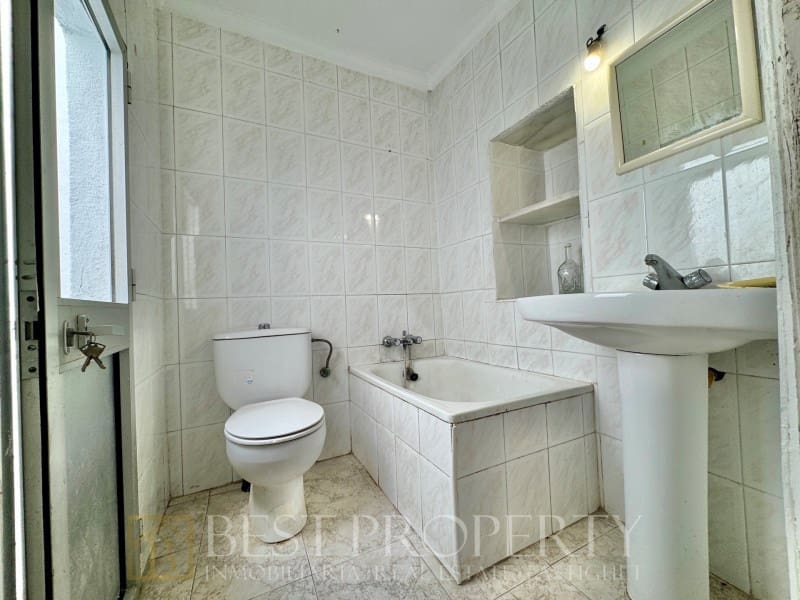 Casa de 5 habitaciones en Frigiliana en venta - 295.000 € (Ref: 9818667)