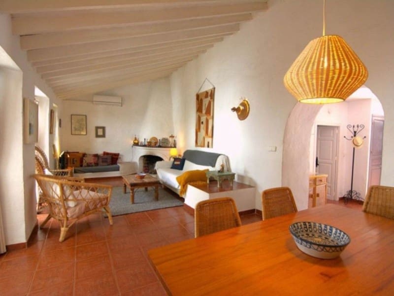 4 soveværelse Byhus til salg i Nerja med swimmingpool - € 649.000 (Ref: 9818671)