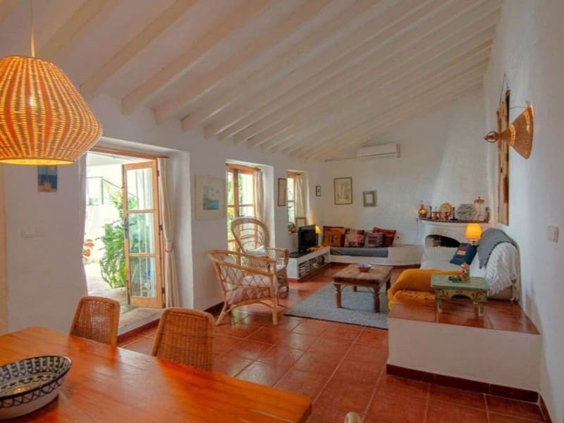 4 soveværelse Byhus til salg i Nerja med swimmingpool - € 649.000 (Ref: 9818671)