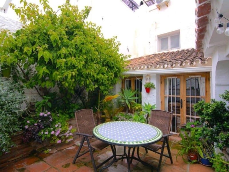 4 soveværelse Byhus til salg i Nerja med swimmingpool - € 649.000 (Ref: 9818671)