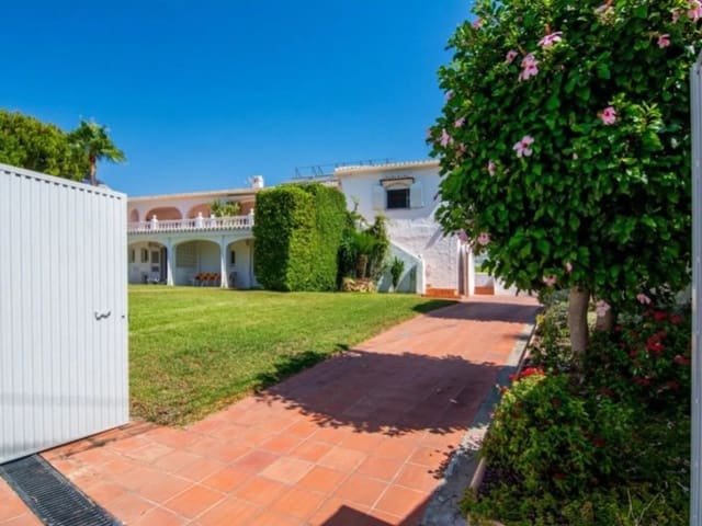 8 soveværelse Villa til salg i Capistrano, Nerja med garage - € 1.575.000 (Ref: 9818674)