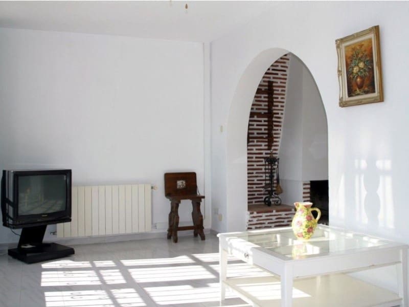 3 soveværelse Villa til salg i Nerja med swimmingpool garage - € 595.000 (Ref: 9818675)