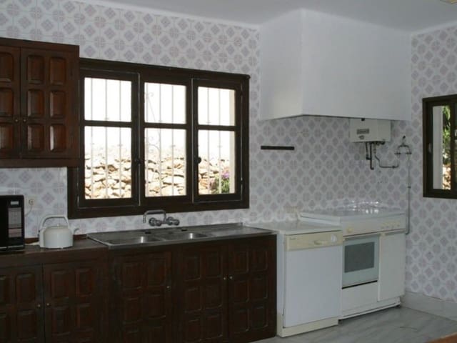 3 quarto Moradia para venda em Capistrano, Nerja com piscina garagem - 595 000 € (Ref: 9818675)