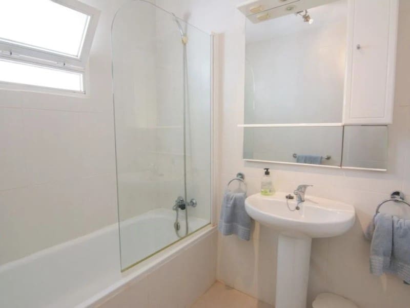 Chalet de 3 habitaciones en Nerja en venta con piscina garaje - 449.000 € (Ref: 9818677)