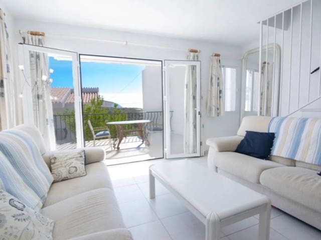 3 Zimmer Villa zu verkaufen in Burriana, Nerja mit Pool Garage - 449.000 € (Ref: 9818677)