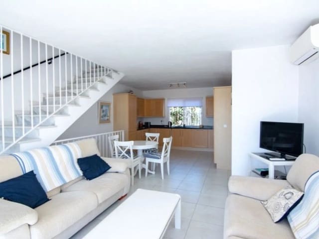3 Zimmer Villa zu verkaufen in Burriana, Nerja mit Pool Garage - 449.000 € (Ref: 9818677)