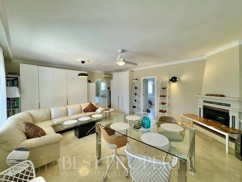 4 soverom Villa til salgs i Nerja - € 695 000 (Ref: 9818683)