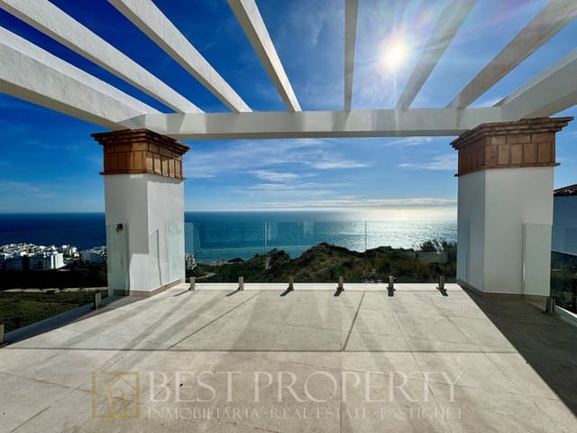 Casa de 2 habitaciones en El Peñoncillo, Torrox en venta con garaje - 318.000 € (Ref: 9818686)