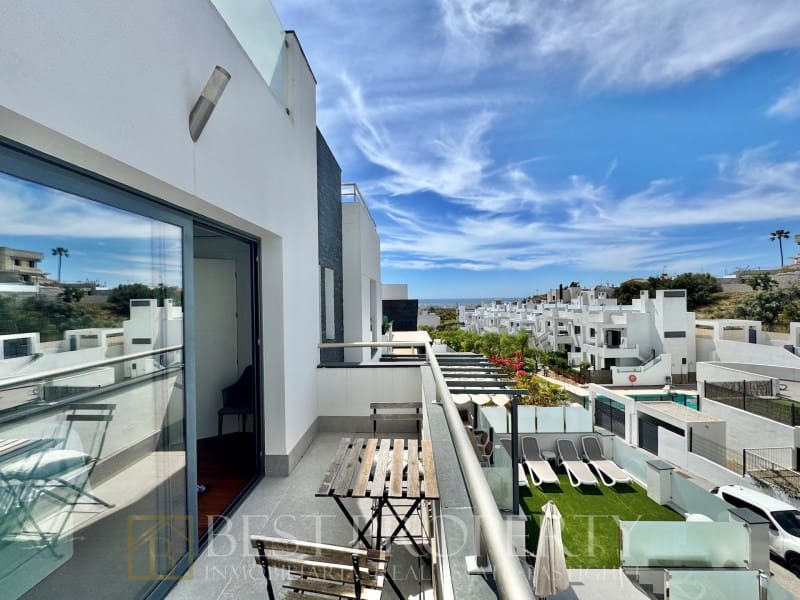 4 soverom Villa til salgs i Nerja - € 780 000 (Ref: 9818688)