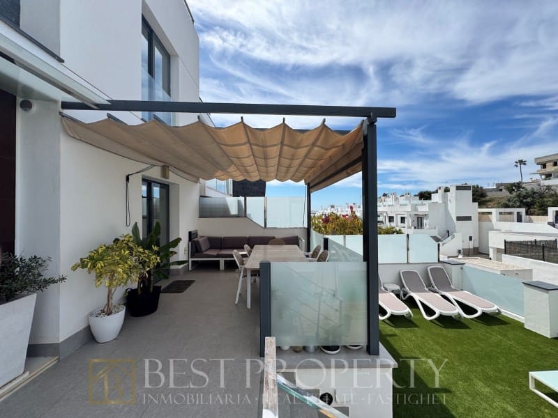 4 soverom Villa til salgs i Nerja - € 780 000 (Ref: 9818688)