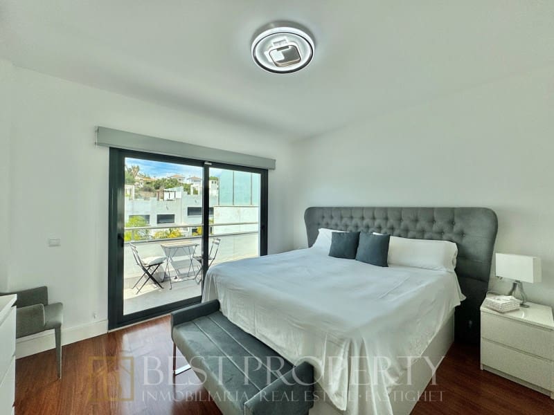 4 soverom Villa til salgs i Nerja - € 780 000 (Ref: 9818688)