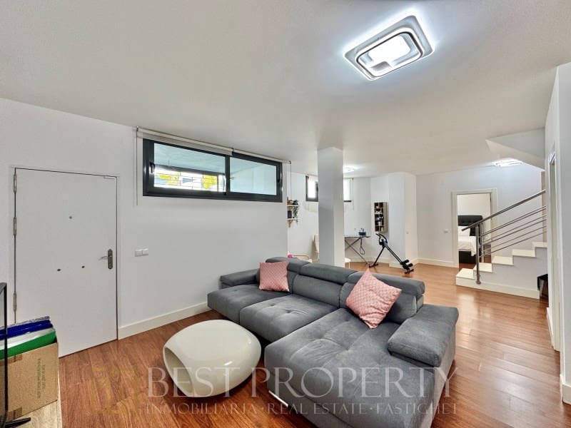 4 soverom Villa til salgs i Nerja - € 780 000 (Ref: 9818688)