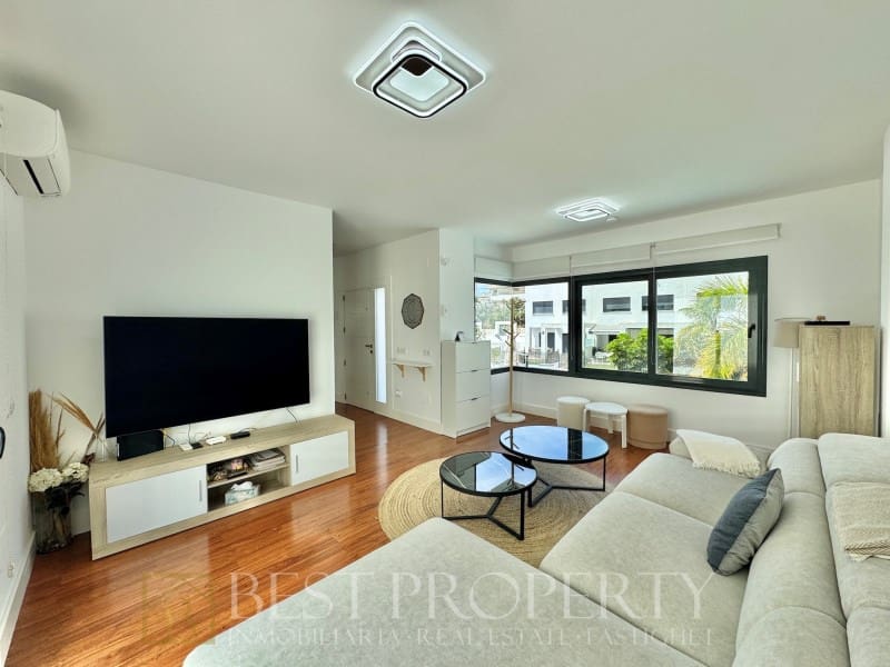 4 soverom Villa til salgs i Nerja - € 780 000 (Ref: 9818688)