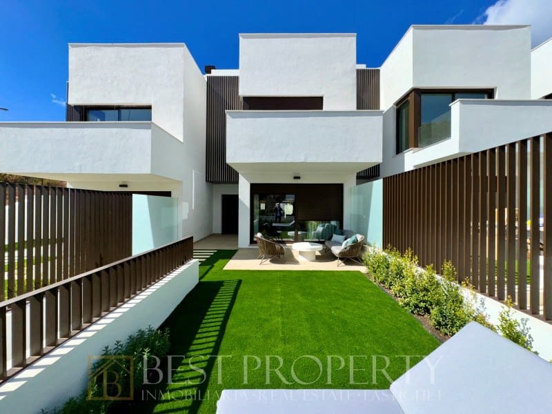 4 sypialnia Dom na sprzedaż w Torre de Benagalbon z garażem - 710 000 € (Ref: 9818689)