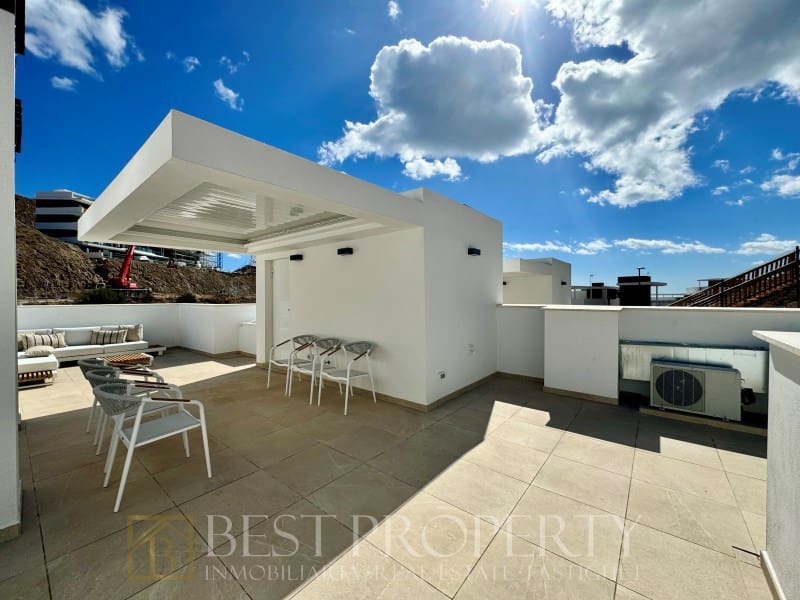 4 sypialnia Dom na sprzedaż w Torre de Benagalbon z garażem - 710 000 € (Ref: 9818689)