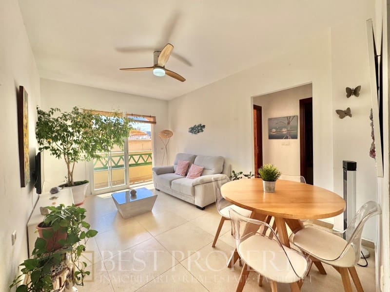 2 bedroom Apartment for sale in Nerja - € 315,000 (Ref: 9822478)