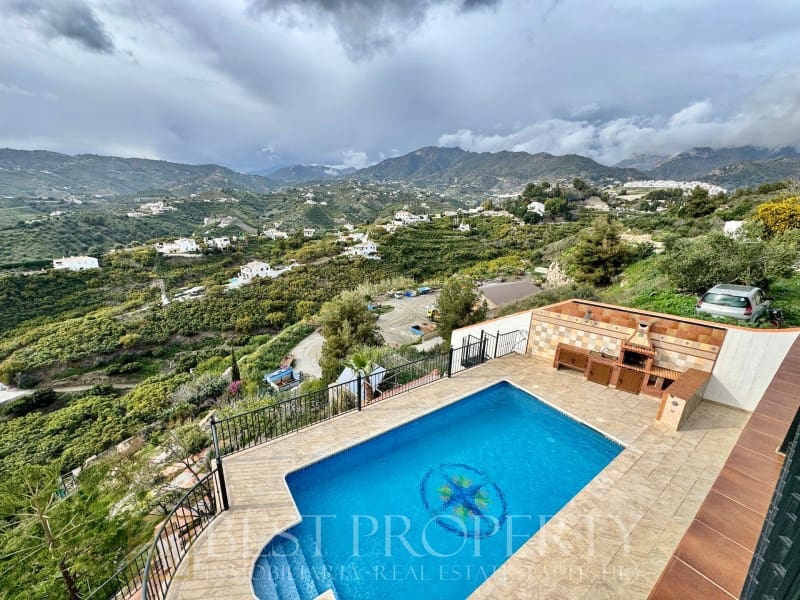 5 slaapkamer Villa te koop in Frigiliana - € 850.000 (Ref: 9822480)