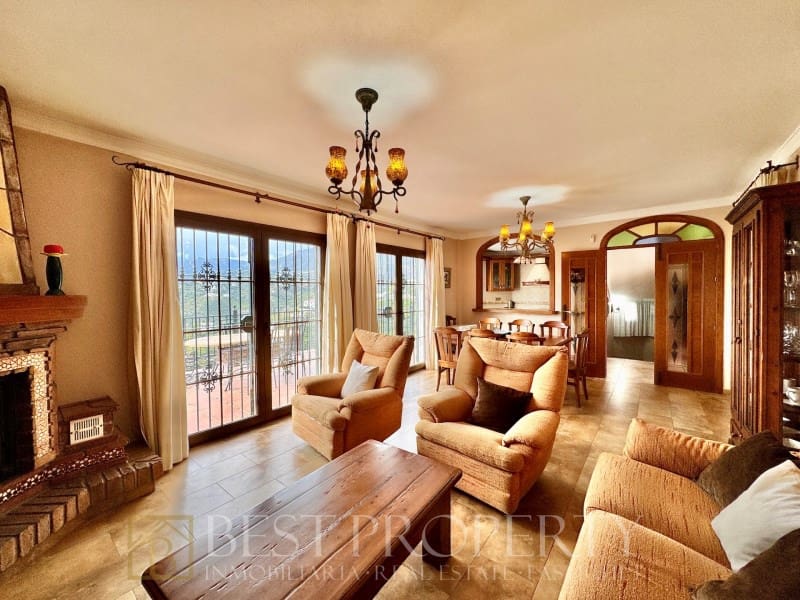 5 slaapkamer Villa te koop in Frigiliana - € 850.000 (Ref: 9822480)