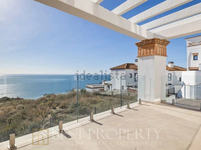 2 bedroom Villa for sale in El Penoncillo with pool garage - € 384,000 (Ref: 9822482)