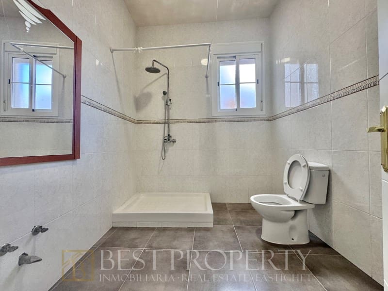 5 quarto Moradia para venda em Frigiliana com piscina - 415 000 € (Ref: 9861750)