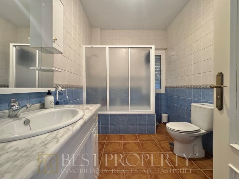 5 quarto Moradia para venda em Frigiliana com piscina - 415 000 € (Ref: 9861750)