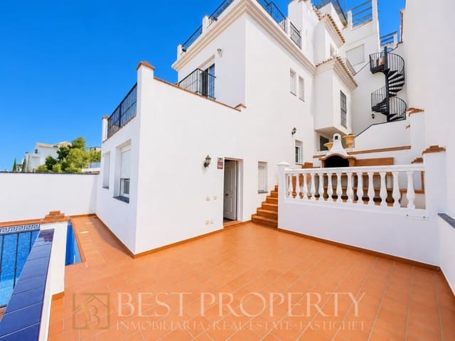 5 quarto Moradia para venda em Frigiliana com piscina - 415 000 € (Ref: 9861750)