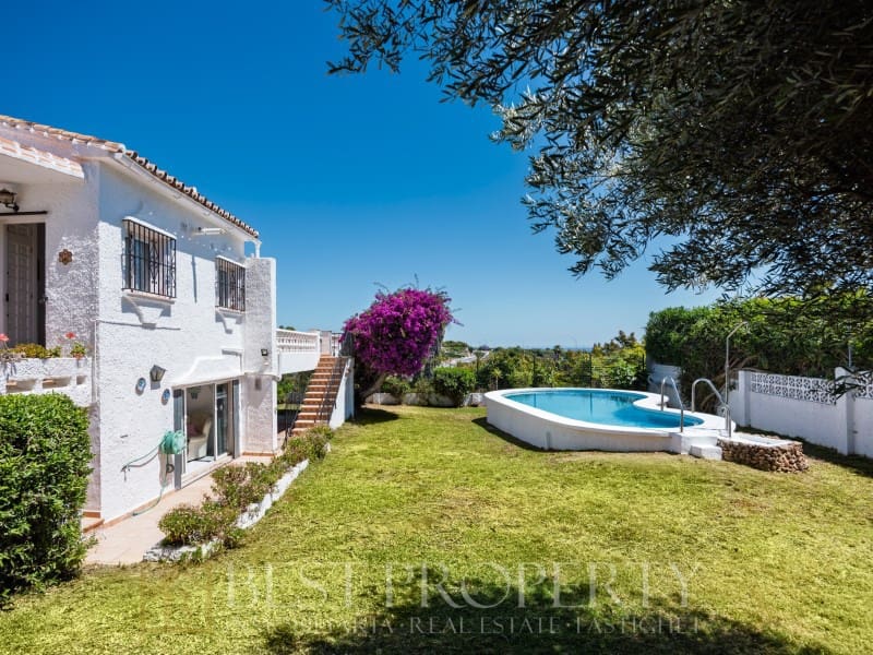 3 sypialnia Willa na sprzedaż w Nerja - 575 000 € (Ref: 9880785)