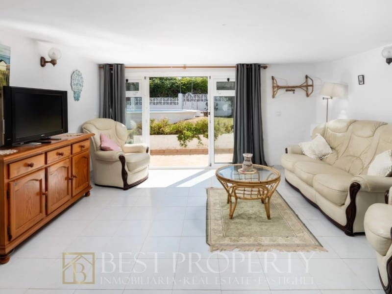 3 sypialnia Willa na sprzedaż w Nerja - 575 000 € (Ref: 9880785)