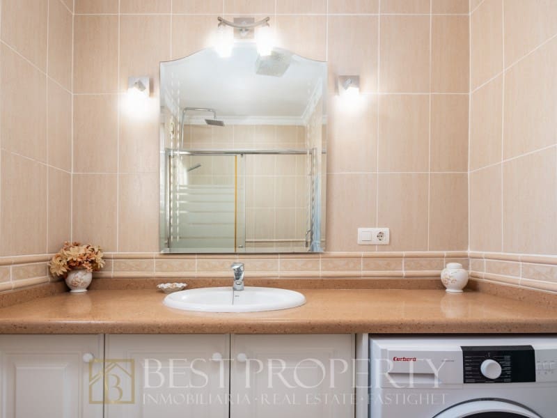 3 sypialnia Willa na sprzedaż w Nerja - 575 000 € (Ref: 9880785)