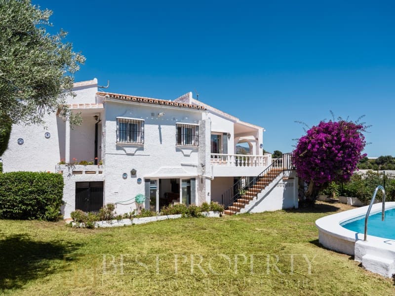 3 sypialnia Willa na sprzedaż w Nerja - 575 000 € (Ref: 9880785)