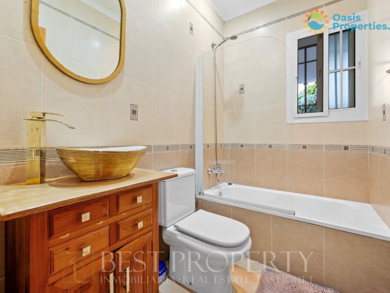 2 makuuhuone Huoneisto myytävänä paikassa Nerja - 350 000 € (Ref: 9880786)