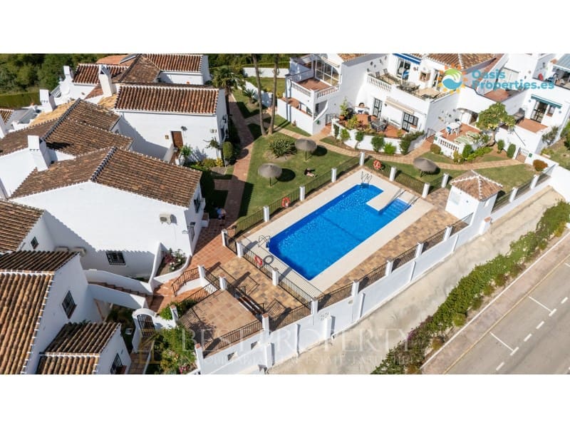 2 makuuhuone Huoneisto myytävänä paikassa Nerja - 350 000 € (Ref: 9880786)