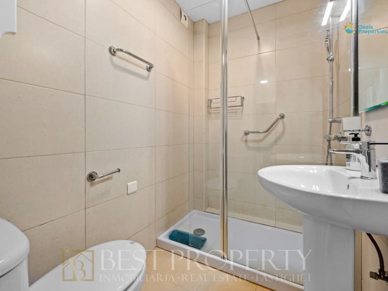 2 makuuhuone Huoneisto myytävänä paikassa Nerja - 450 000 € (Ref: 9880787)